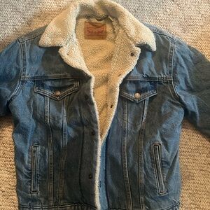 Levi's Cozy Sherpa Lined Jacket
